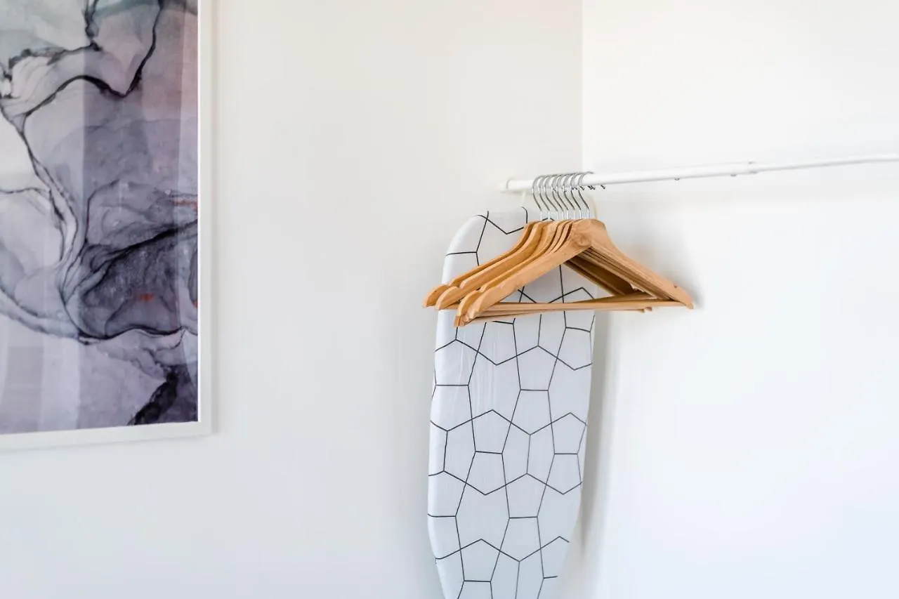 De Pastel Studio - Seaview At 218 Tropicana Near Komtar Food Heaven With Netflix & Tv Box George Town Apartment