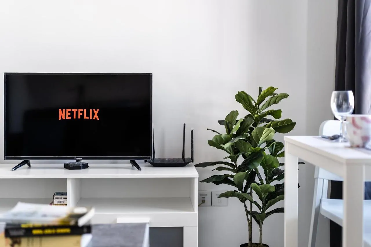 Apartment De Pastel Studio - Seaview At 218 Tropicana Near Komtar Food Heaven With Netflix & Tv Box George Town Malaysia