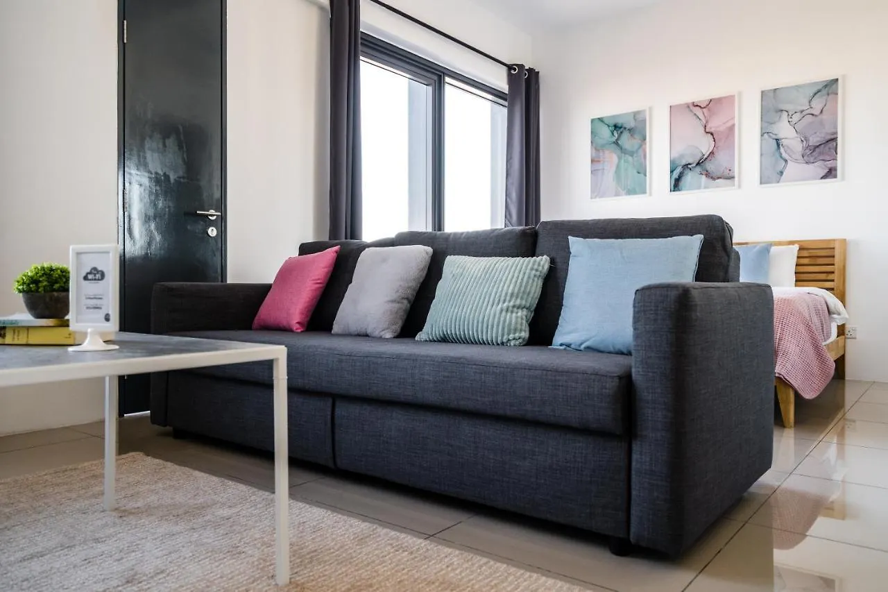De Pastel Studio - Seaview At 218 Tropicana Near Komtar Food Heaven With Netflix & Tv Box George Town 0*,  Malesia